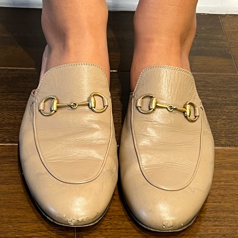 GUCCI AUTHENTIC FLAT MULES BEIGE Size 37.5